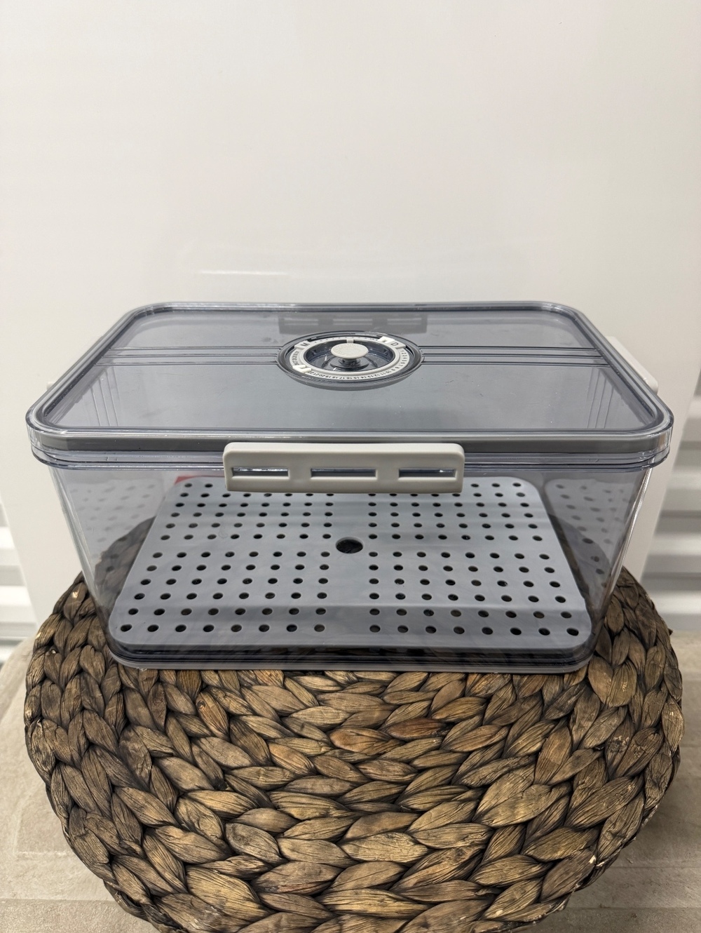 OXO Good Grips GreenSaver Produce Keeper Container